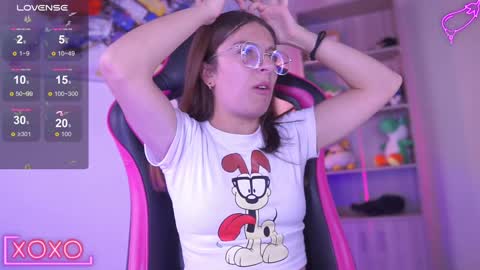 Snapshot of milly_kenner chatting on 01/23/25, 05:10 MILLY online show from 01/23/25, 05:10