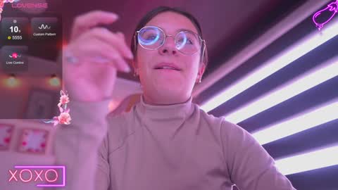 Snapshot of milly_kenner chatting on 01/28/25, 07:00 MILLY online show from 01/28/25, 07:00