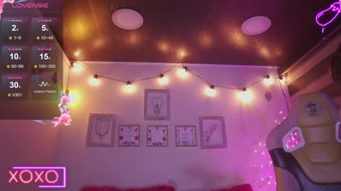 Snapshot of milly_kenner chatting on 02/03/25, 11:36 MILLY online show from 02/03/25, 11:36