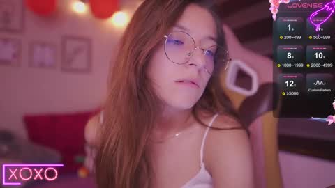 Snapshot of milly_kenner chatting on 02/21/25, 01:22 MILLY online show from 02/21/25, 01:22