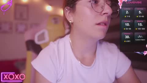 Snapshot of milly_kenner chatting on 02/26/25, 10:42 MILLY online show from 02/26/25, 10:42