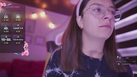 Snapshot of milly_kenner chatting on 09/29/25, 02:11 MILLY online show from 09/29/25, 02:11