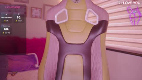 Snapshot of milly_kenner chatting on 03/05/26, 07:21 MILLY online show from 03/05/26, 07:21