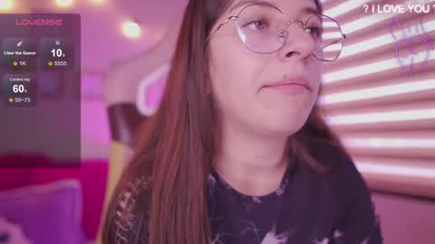 Snapshot of milly_kenner chatting on 03/09/26, 06:56 MILLY online show from 03/09/26, 06:56