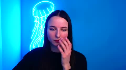 Milly online show from 02/18/25, 09:43