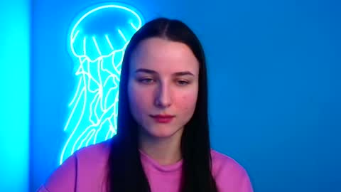 Milly online show from 03/06/25, 07:14