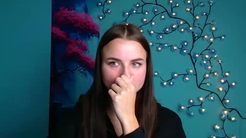 Milly online show from 10/16/25, 11:22