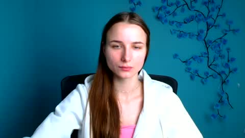 Milly online show from 06/17/26, 05:32