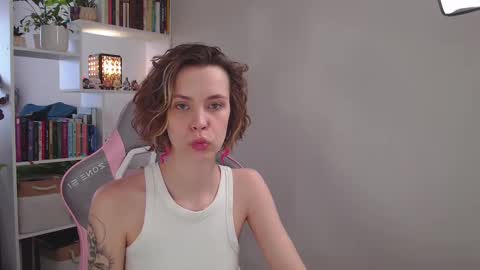 Milly online show from 02/16/25, 07:04