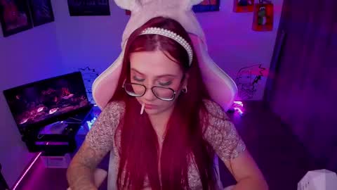 Monkey D Maddie online show from 02/10/25, 11:45