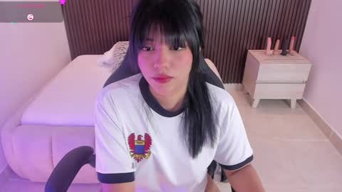 millyevans1 online show from 04/21/26, 02:51