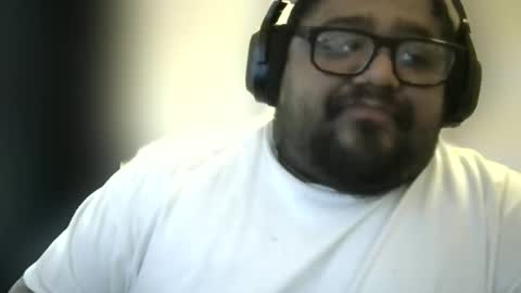 Snapshot of milo69966 chatting on 04/13/26, 12:49 milo69966 online show from 04/13/26, 12:49