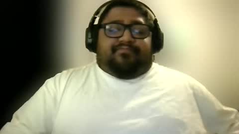 Snapshot of milo69966 chatting on 04/14/26, 02:50 milo69966 online show from 04/14/26, 02:50