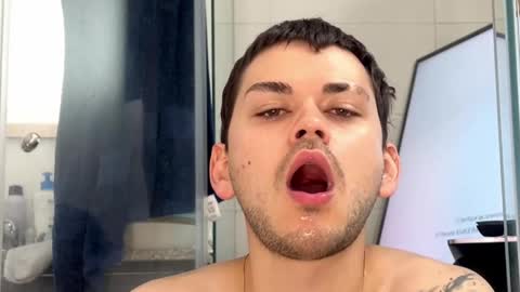 Milo Santo online show from 05/17/26, 03:52