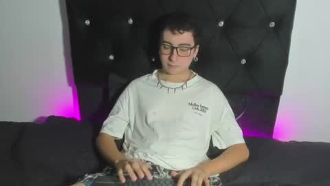 milogm_ online show from 07/02/26, 08:37