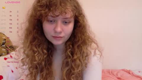 Snapshot of milounee chatting on 03/07/26, 08:22 milounee online show from 03/07/26, 08:22