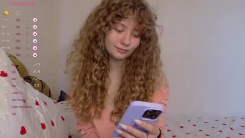 Snapshot of milounee chatting on 03/13/26, 09:38 milounee online show from 03/13/26, 09:38