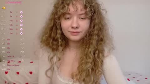 Snapshot of milounee chatting on 03/21/26, 08:30 milounee online show from 03/21/26, 08:30