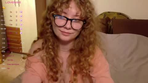 Snapshot of milounee chatting on 04/14/26, 04:57 milounee online show from 04/14/26, 04:57