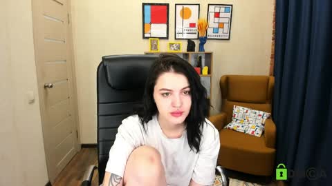 Snapshot of milro12 chatting on 03/29/26, 03:56 milro12 online show from 03/29/26, 03:56