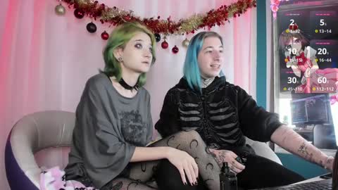 Snapshot of milten_trish chatting on 12/23/24, 07:52 milten_trish online show from 12/23/24, 07:52