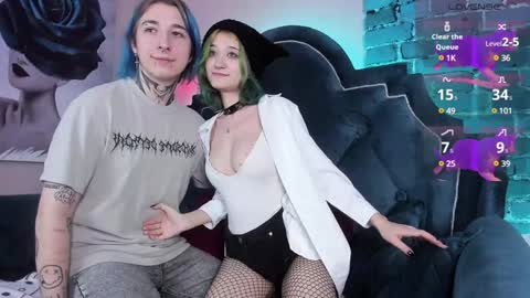 Snapshot of milten_trish chatting on 01/30/25, 10:08 milten_trish online show from 01/30/25, 10:08