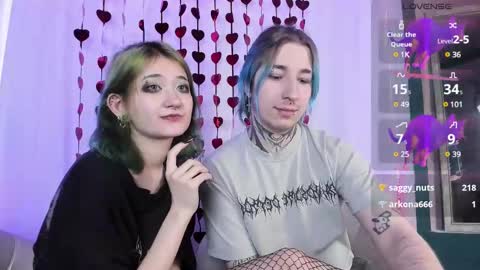 Snapshot of milten_trish chatting on 02/25/25, 11:00 milten_trish online show from 02/25/25, 11:00