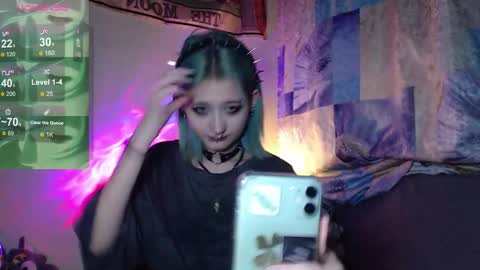 Snapshot of milten_trish chatting on 10/16/25, 11:17 milten_trish online show from 10/16/25, 11:17