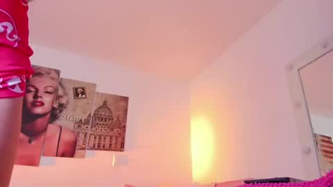 Snapshot of milu_cooper chatting on 10/16/25, 08:37 milu modelo independiente .onlyfans kmila model online show from 10/16/25, 08:37