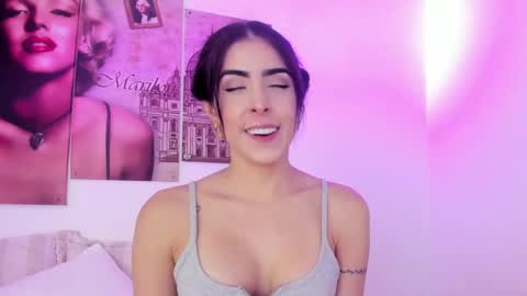 Snapshot of milu_cooper chatting on 04/07/26, 08:15 milu modelo independiente .onlyfans kmila model online show from 04/07/26, 08:15