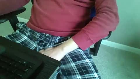 Snapshot of milwaukeebadger24 chatting on 12/04/24, 04:16 milwaukeebadger24 online show from 12/04/24, 04:16