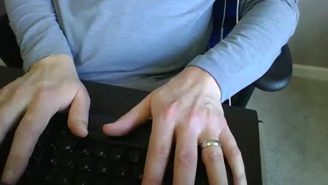 Snapshot of milwaukeebadger24 chatting on 01/04/25, 08:05 milwaukeebadger24 online show from 01/04/25, 08:05