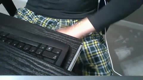 Snapshot of milwaukeebadger24 chatting on 01/08/25, 10:58 milwaukeebadger24 online show from 01/08/25, 10:58