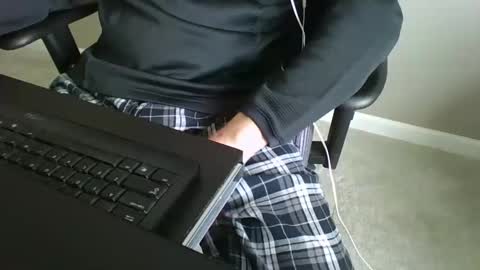 Snapshot of milwaukeebadger24 chatting on 02/19/25, 05:16 milwaukeebadger24 online show from 02/19/25, 05:16