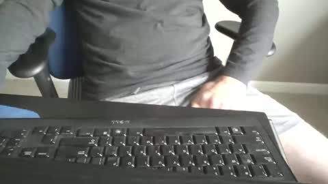 Snapshot of milwaukeebadger24 chatting on 11/22/25, 04:06 milwaukeebadger24 online show from 11/22/25, 04:06