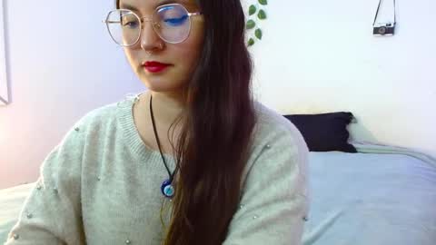 Snapshot of mily_baker chatting on 01/07/25, 10:30 mily_baker online show from 01/07/25, 10:30