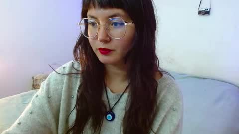 Snapshot of mily_baker chatting on 01/23/25, 10:01 mily_baker online show from 01/23/25, 10:01