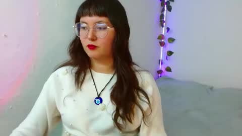 Snapshot of mily_baker chatting on 02/05/25, 09:40 mily_baker online show from 02/05/25, 09:40