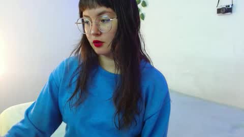 Snapshot of mily_baker chatting on 03/11/25, 09:15 mily_baker online show from 03/11/25, 09:15