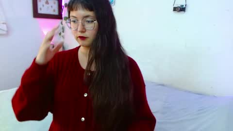 mily_baker online show from 05/25/26, 01:11