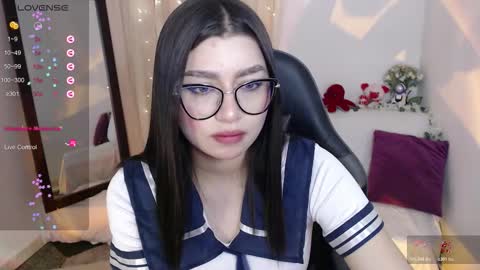 Snapshot of mily_thomson_b chatting on 03/08/26, 02:04 Mily online show from 03/08/26, 02:04