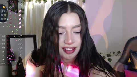 Snapshot of mily_thomson_b chatting on 04/23/26, 10:12 Mily online show from 04/23/26, 10:12