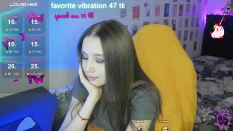 Emily online show from 03/07/25, 07:49