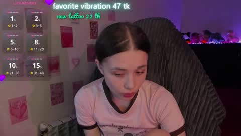 Snapshot of milyamess chatting on 03/13/26, 07:09 Emily online show from 03/13/26, 07:09