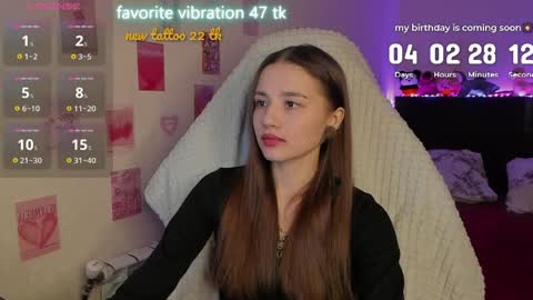 Snapshot of milyamess chatting on 04/20/26, 06:31 Emily online show from 04/20/26, 06:31