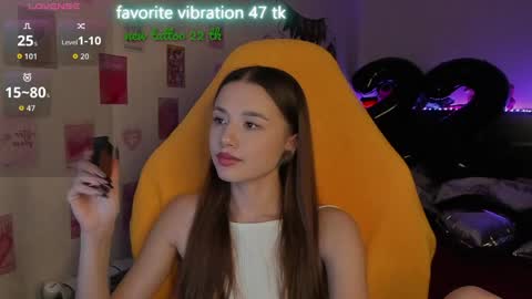 Snapshot of milyamess chatting on 04/30/26, 08:57 Emily online show from 04/30/26, 08:57