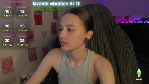 Snapshot of milyamess chatting on 05/18/26, 06:14 Emily online show from 05/18/26, 06:14