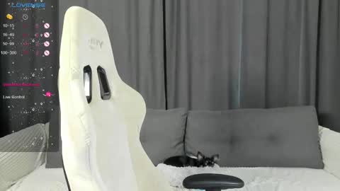 Milena and Jasper online show from 12/20/25, 10:11