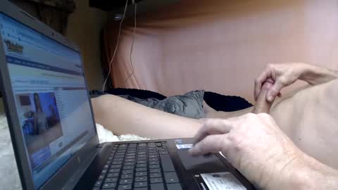 mimes32 online show from 02/08/25, 01:22