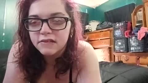 Snapshot of mimi142 chatting on 03/30/26, 05:25 mimi142 online show from 03/30/26, 05:25